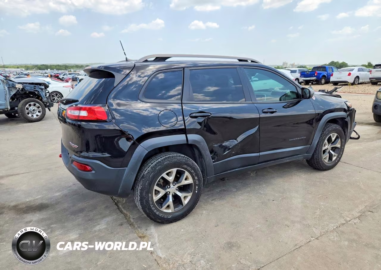 2017 Jeep Cherokee Trailhawk VIN:1C4PJMBS8HW569947 - 3