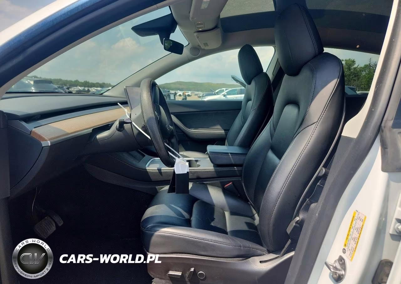2022 Tesla Model Y VIN:7SAYGDEE2NF365429 - 7