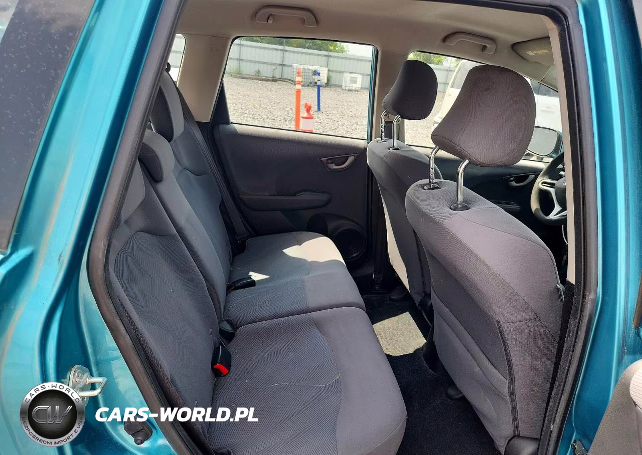2012 Honda Fit VIN:JHMGE8H34CC009735 - 10