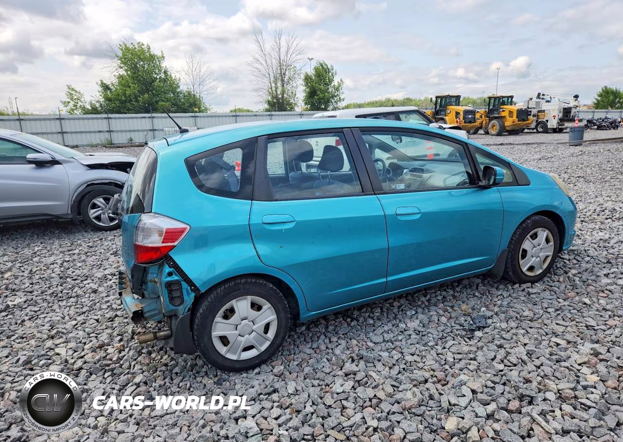 2012 Honda Fit VIN:JHMGE8H34CC009735 - 3