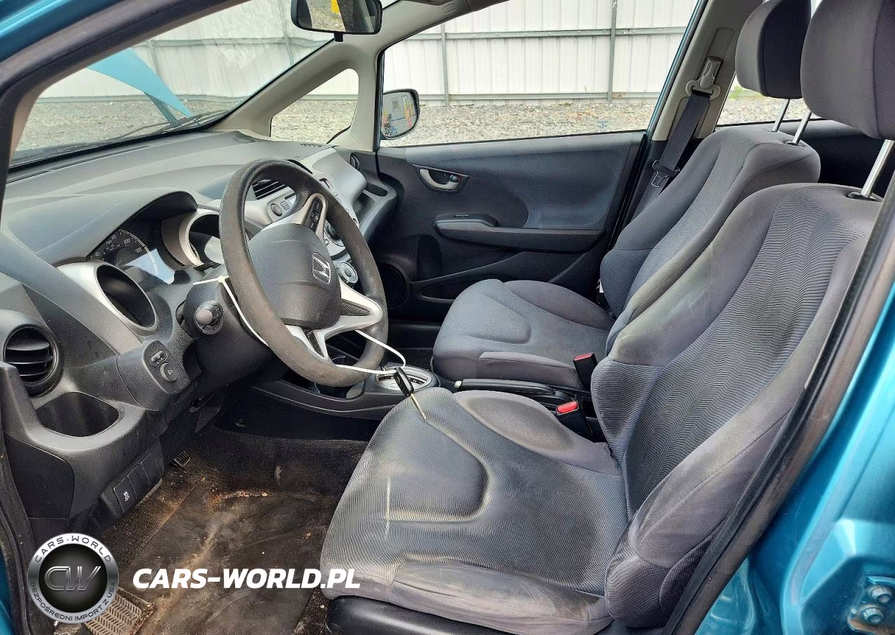 2012 Honda Fit VIN:JHMGE8H34CC009735 - 7