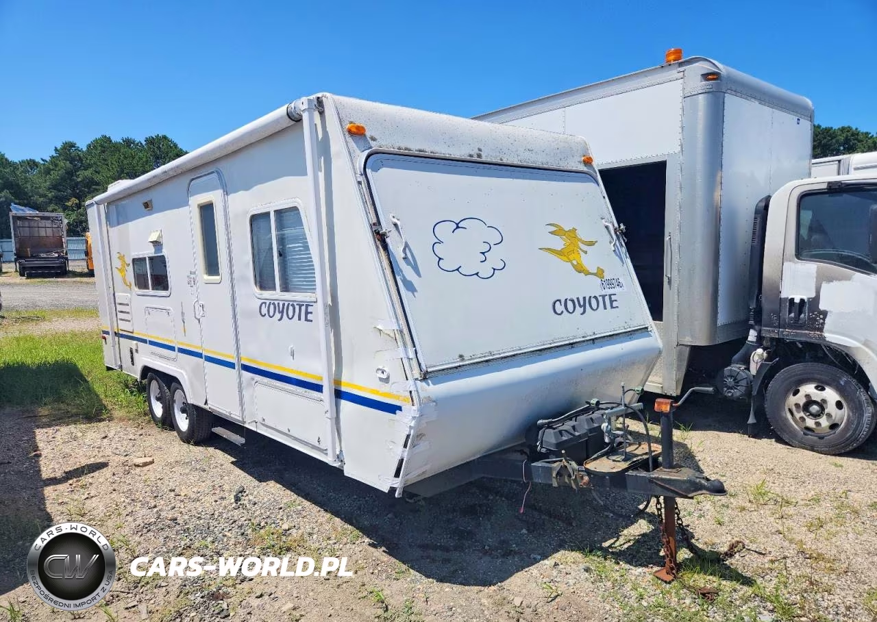 2003 Kz Recreational Vehicle (Rv)