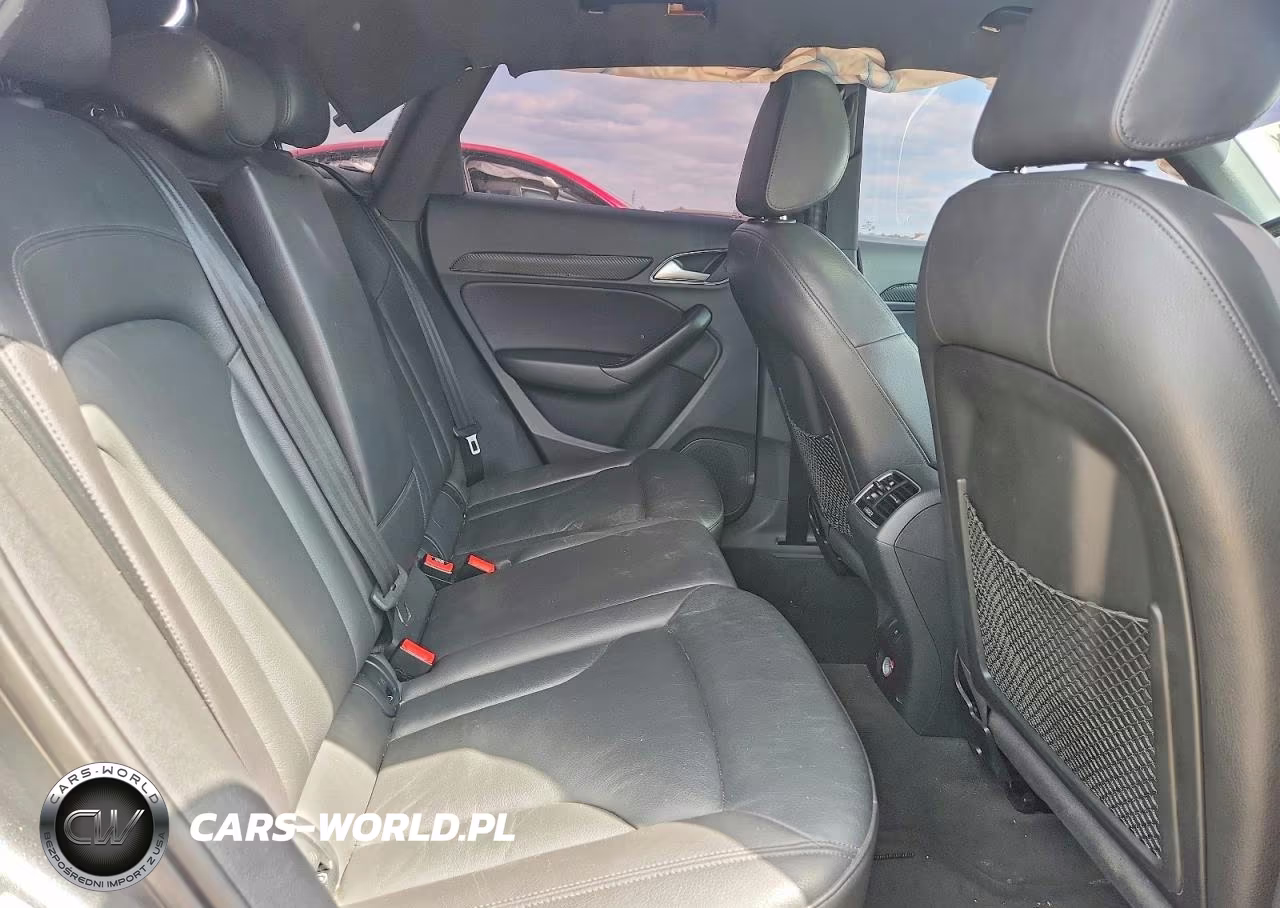 2018 Audi Q3 Premium Plus VIN:WA1JCCFS2JR004547 - 10
