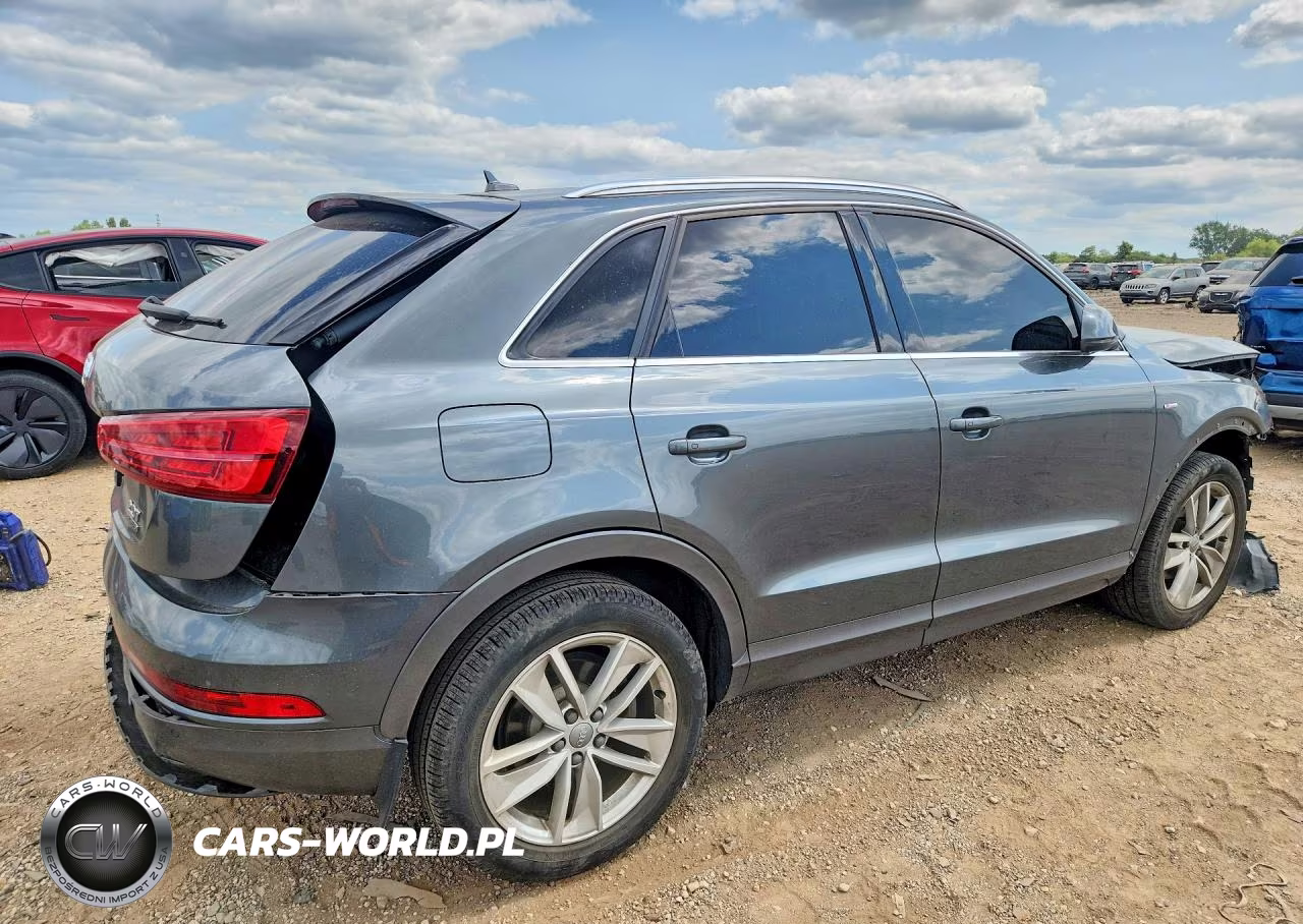 2018 Audi Q3 Premium Plus VIN:WA1JCCFS2JR004547 - 3