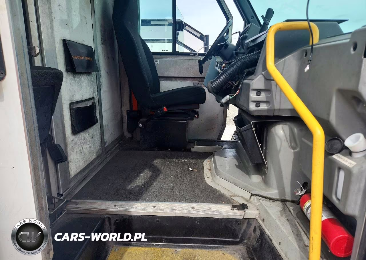 2013 Isuzu Npr Hd Delivery Truck VIN:JALB4T171D7W01679 - 7