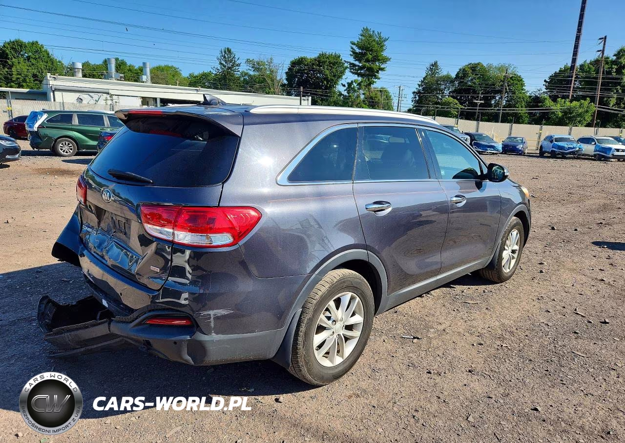 2016 Kia Sorento Lx VIN:5XYPG4A37GG056046 - 3