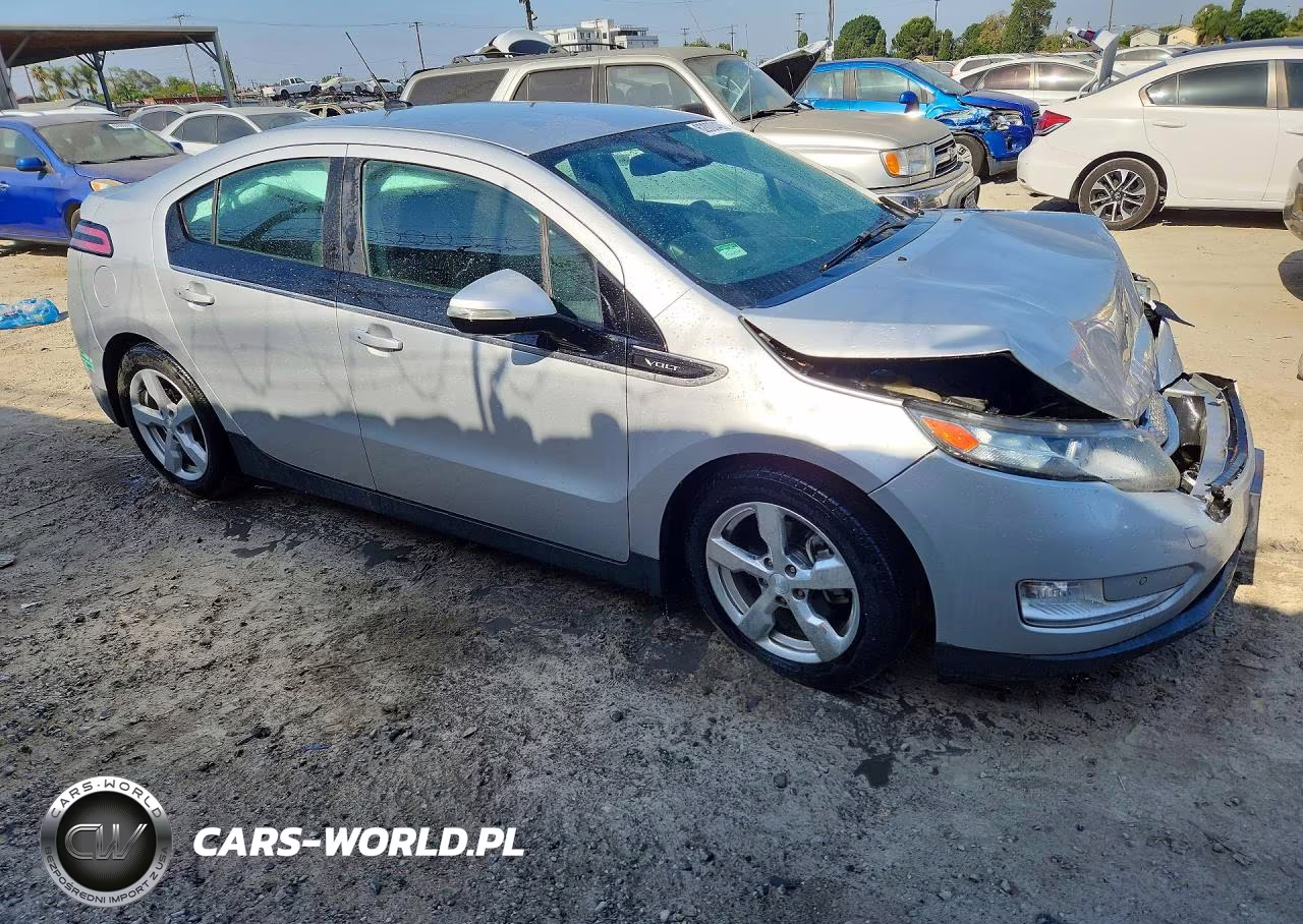 2013 Chevrolet Volt VIN:1G1RH6E47DU141525 - 4