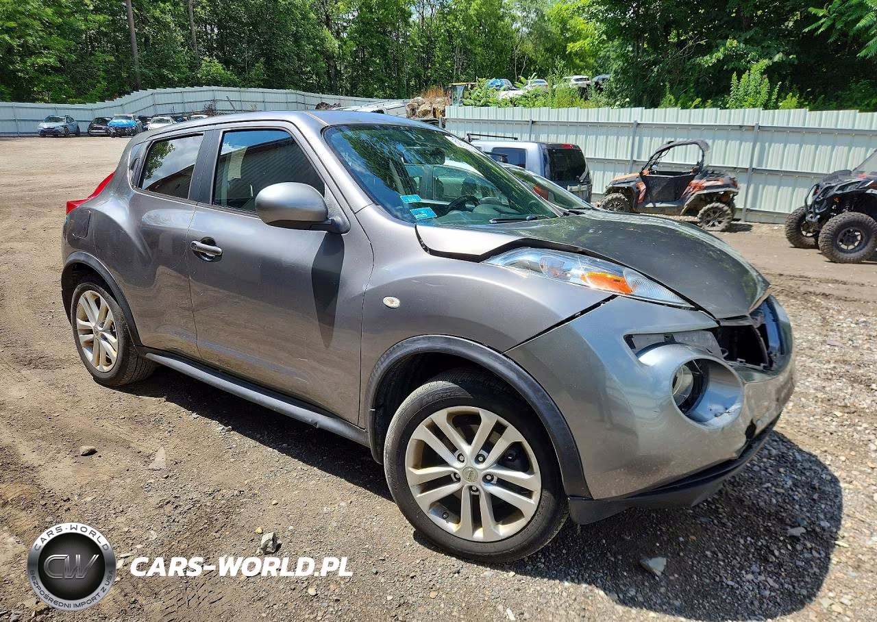 2014 Nissan Juke S VIN:JN8AF5MV7ET359250 - 4