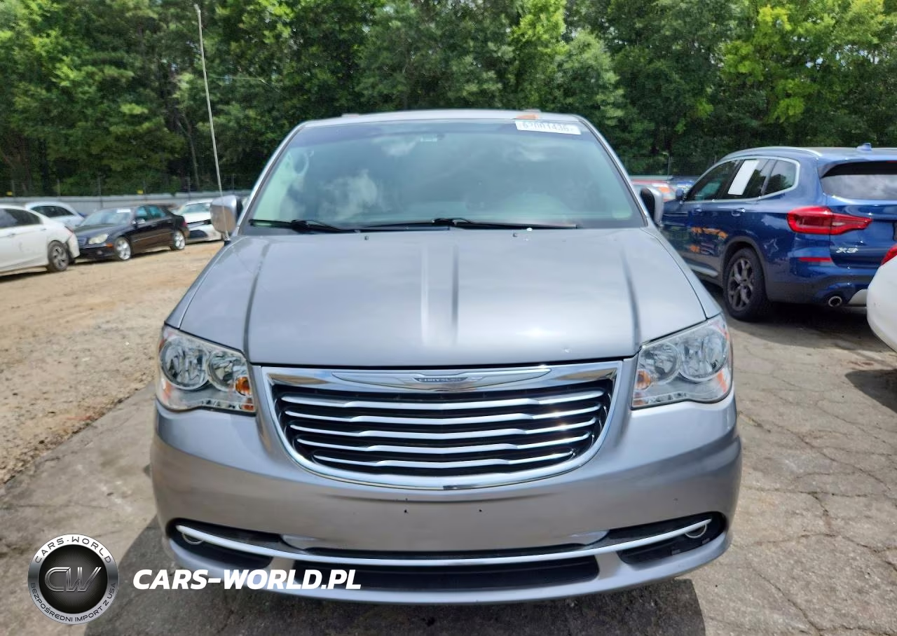 2015 Chrysler Town & Country Touring VIN:2C4RC1BG9FR545112 - 5