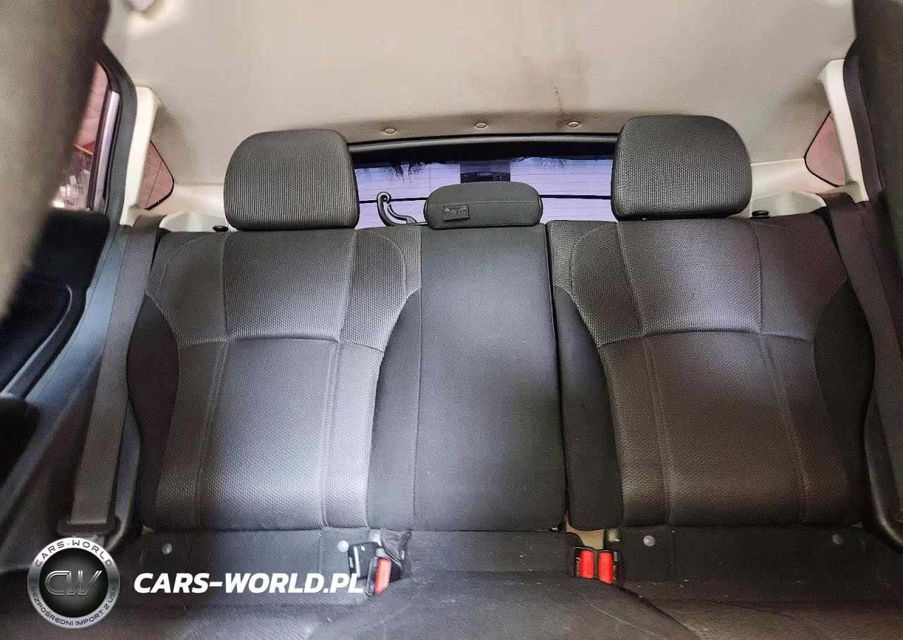 2018 Subaru Impreza VIN:4S3GTAA69J1730287 - 10
