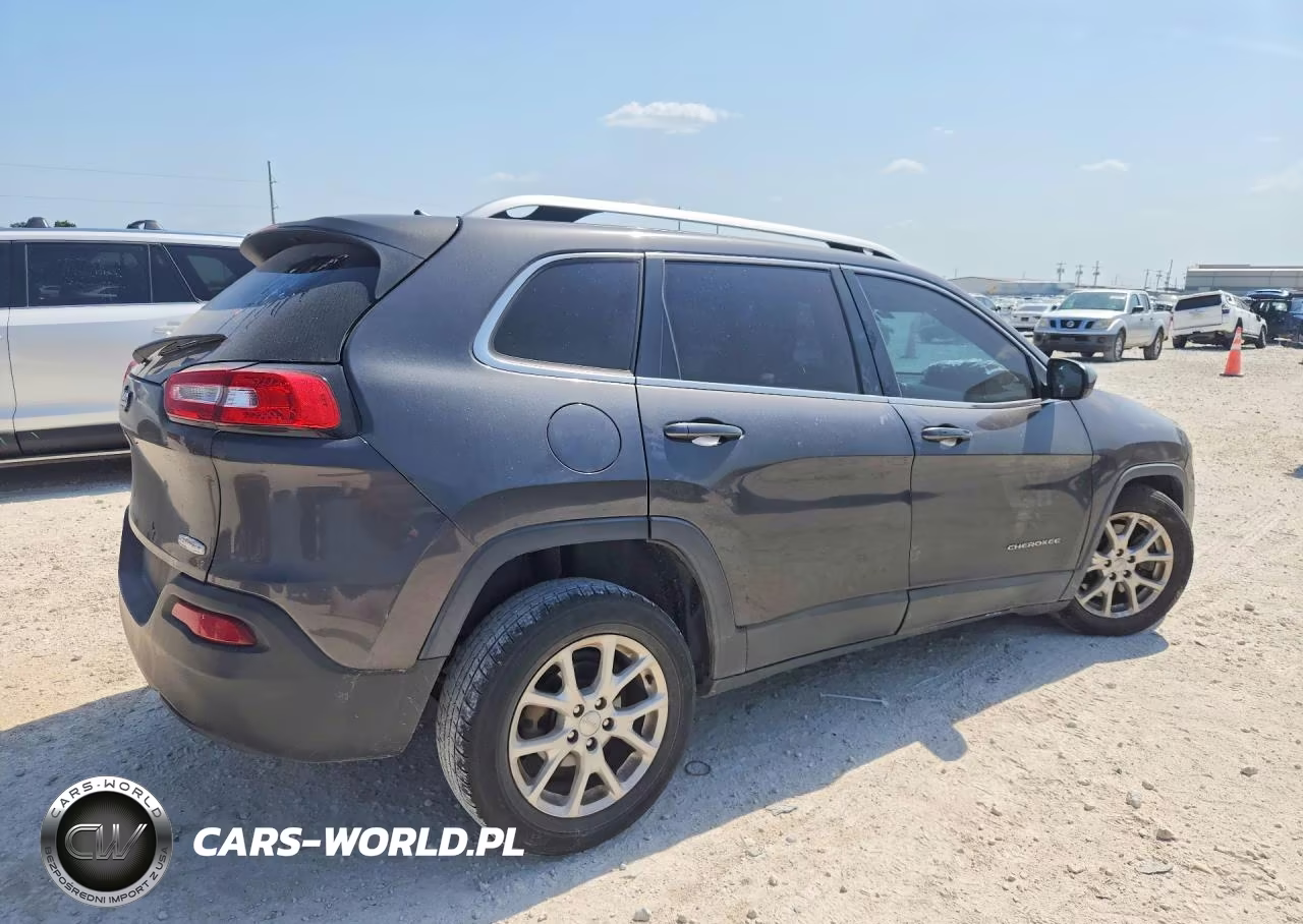 2016 Jeep Cherokee Latitude VIN:1C4PJLCB8GW149449 - 3