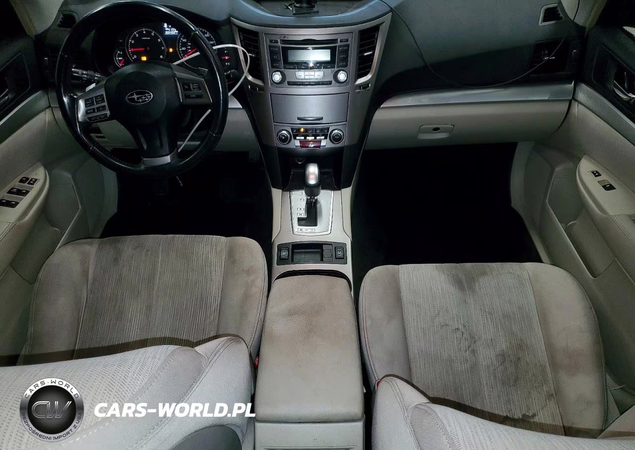 2013 Subaru Outback 2.5I Premium VIN:4S4BRBCC0D3323206 - 8