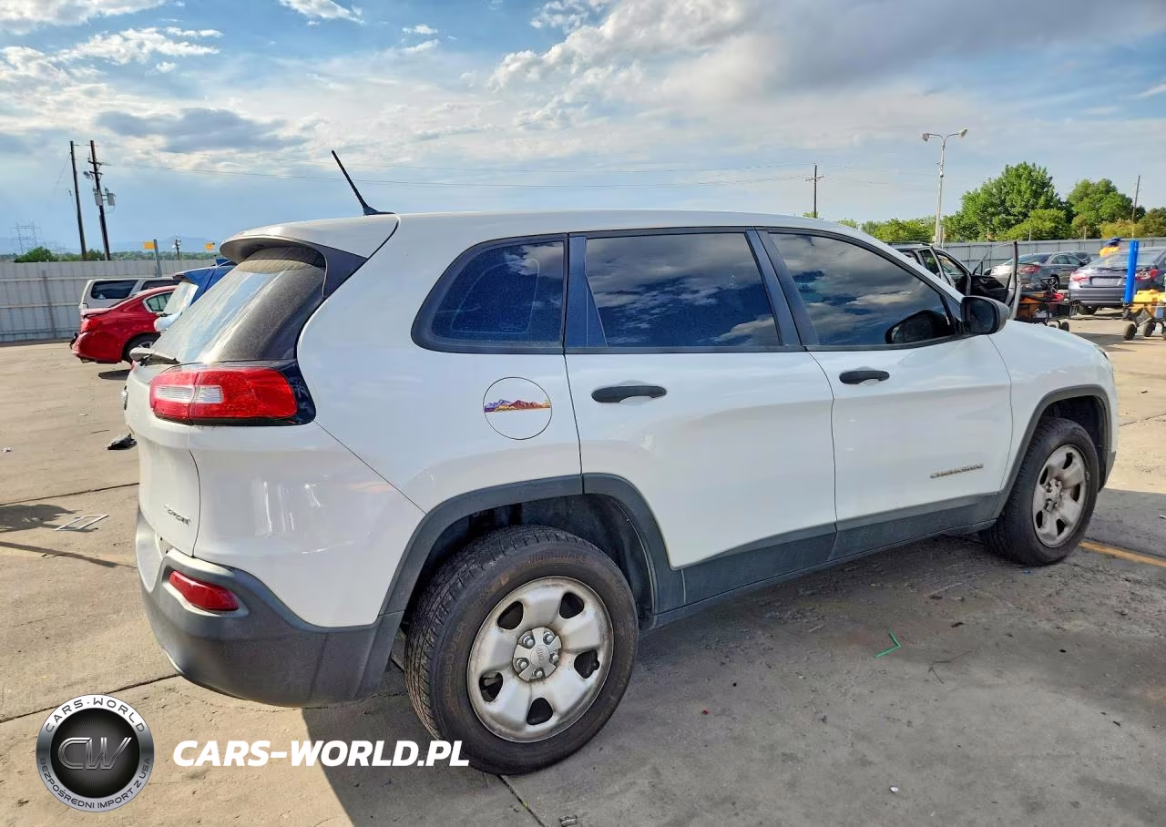 2015 Jeep Cherokee Sport VIN:1C4PJLAB5FW525476 - 3