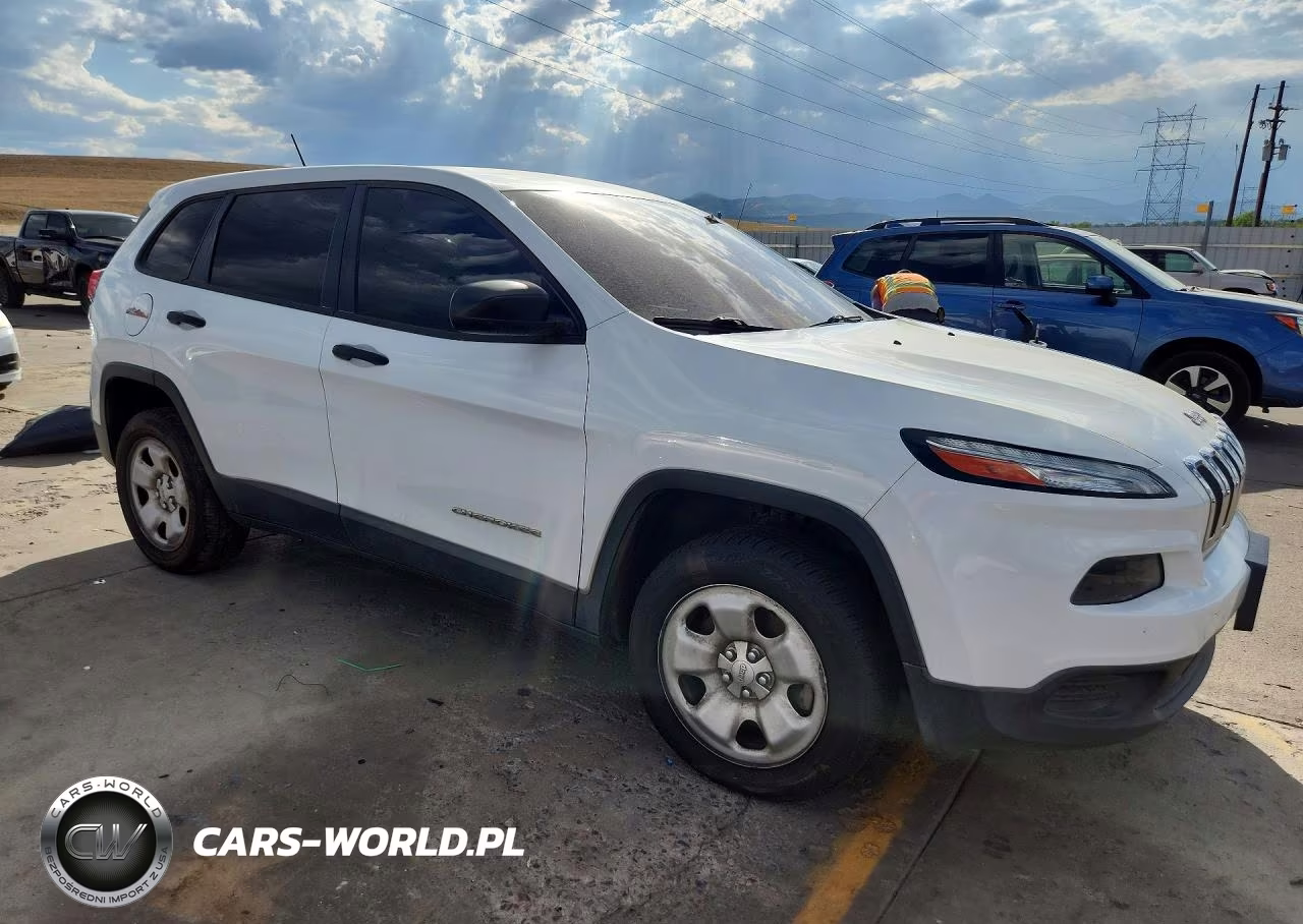 2015 Jeep Cherokee Sport VIN:1C4PJLAB5FW525476 - 4