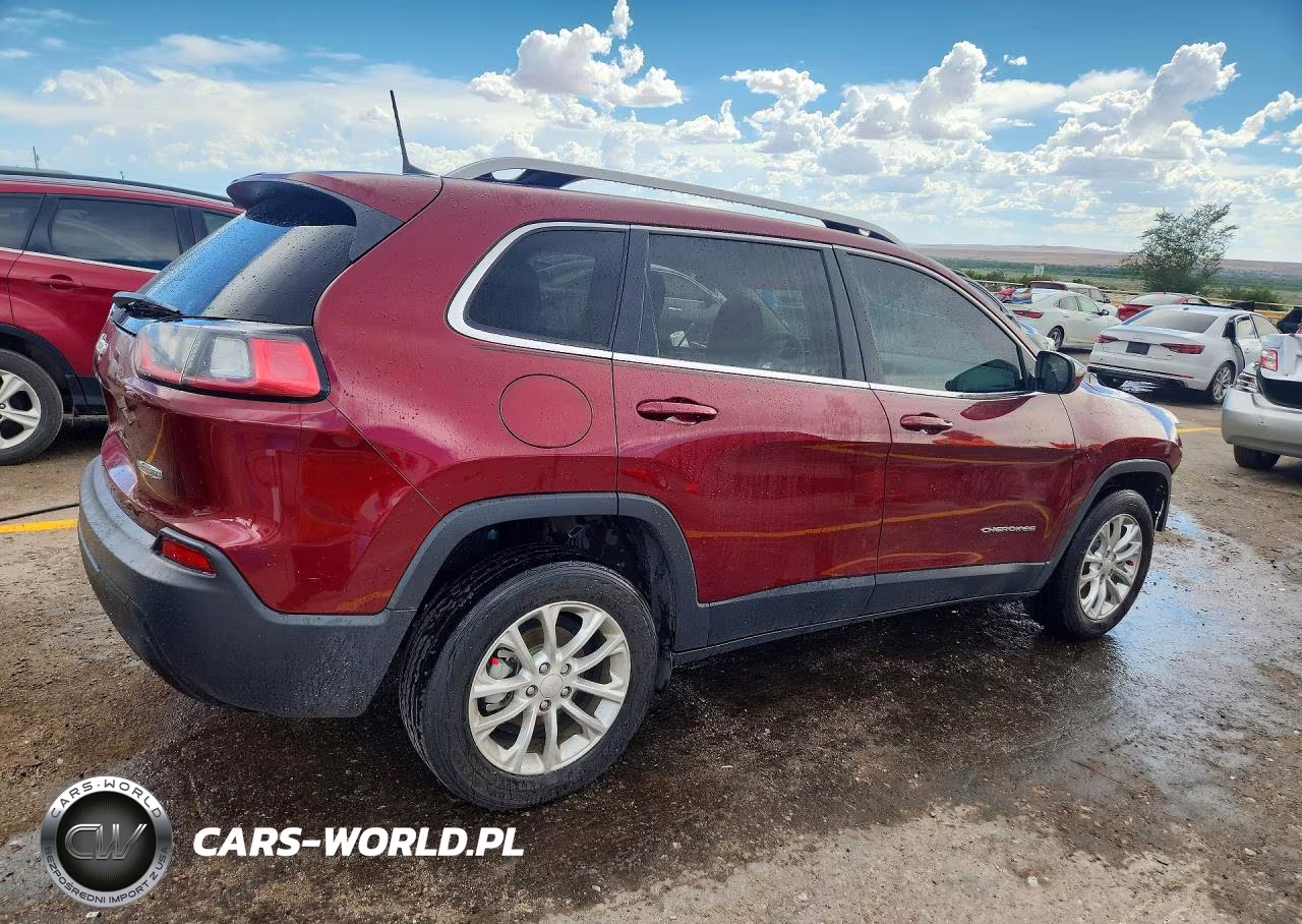 2019 Jeep Cherokee Latitude VIN:1C4PJLCB8KD148287 - 3