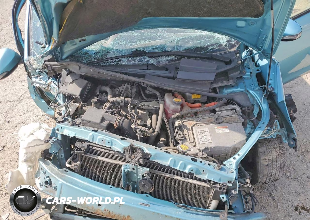 2014 Toyota Prius C Two VIN:JTDKDTB32E1065052 - 12