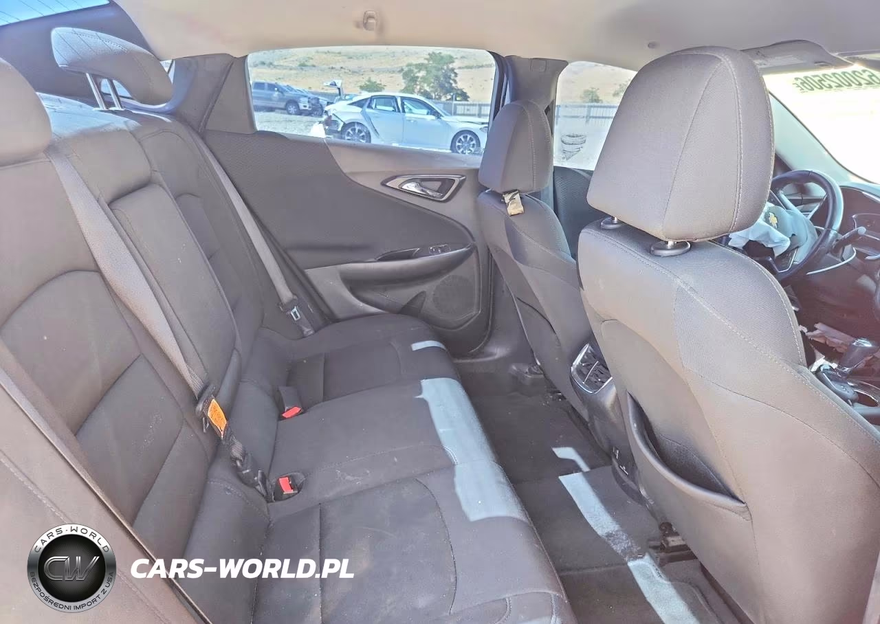 2016 Chevrolet Malibu Lt VIN:1G1ZE5ST9GF321130 - 10