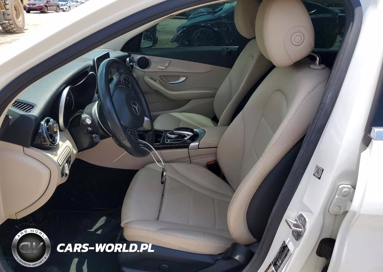 2016 Mercedes-Benz C 300 VIN:55SWF4JB1GU159829 - 7