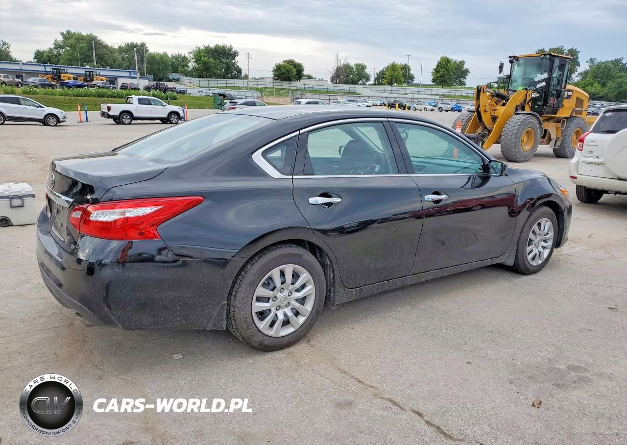 2017 Nissan Altima 2.5 S VIN:1N4AL3APXHC209366 - 3