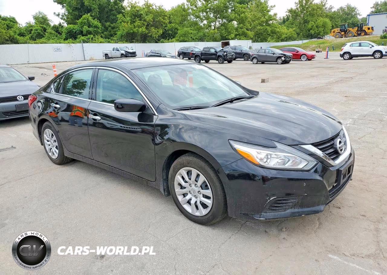 2017 Nissan Altima 2.5 S VIN:1N4AL3APXHC209366 - 4