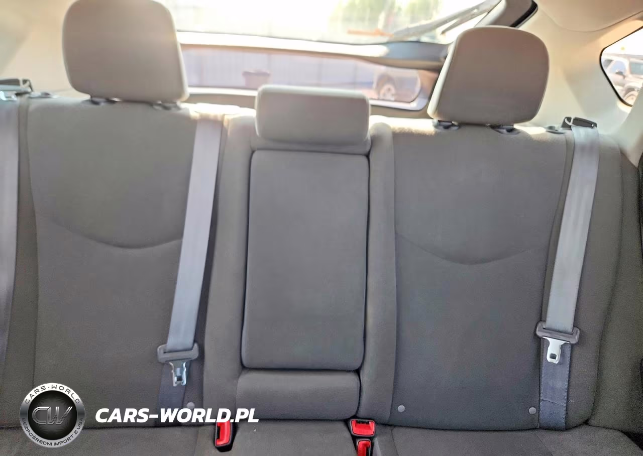2015 Toyota Prius Three VIN:JTDKN3DU8F1879145 - 10