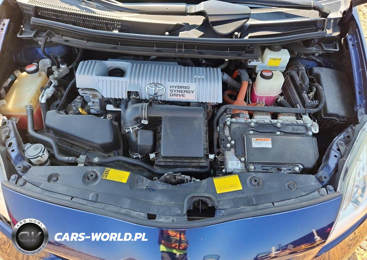 2015 Toyota Prius Three VIN:JTDKN3DU8F1879145 - 12