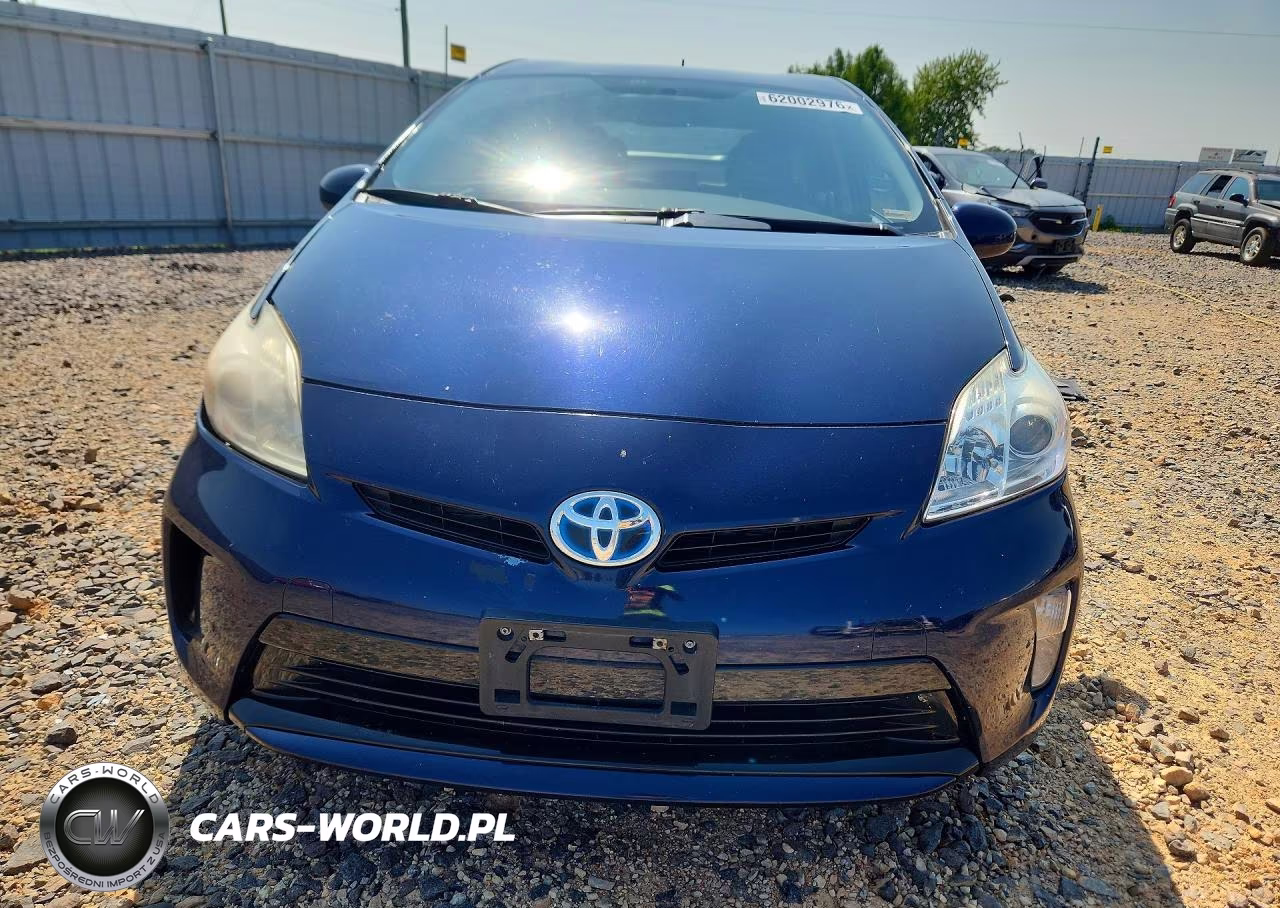 2015 Toyota Prius Three VIN:JTDKN3DU8F1879145 - 5