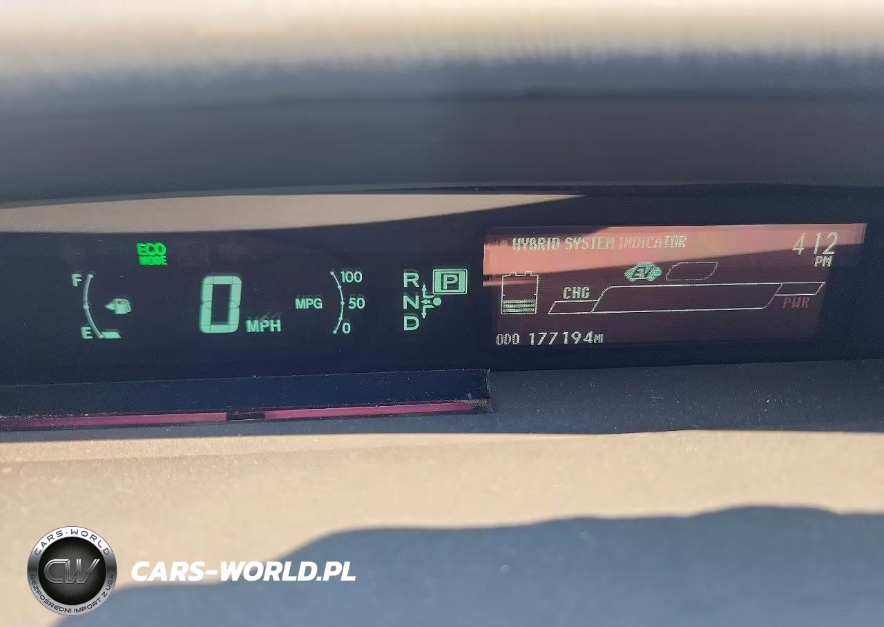 2015 Toyota Prius Three VIN:JTDKN3DU8F1879145 - 9