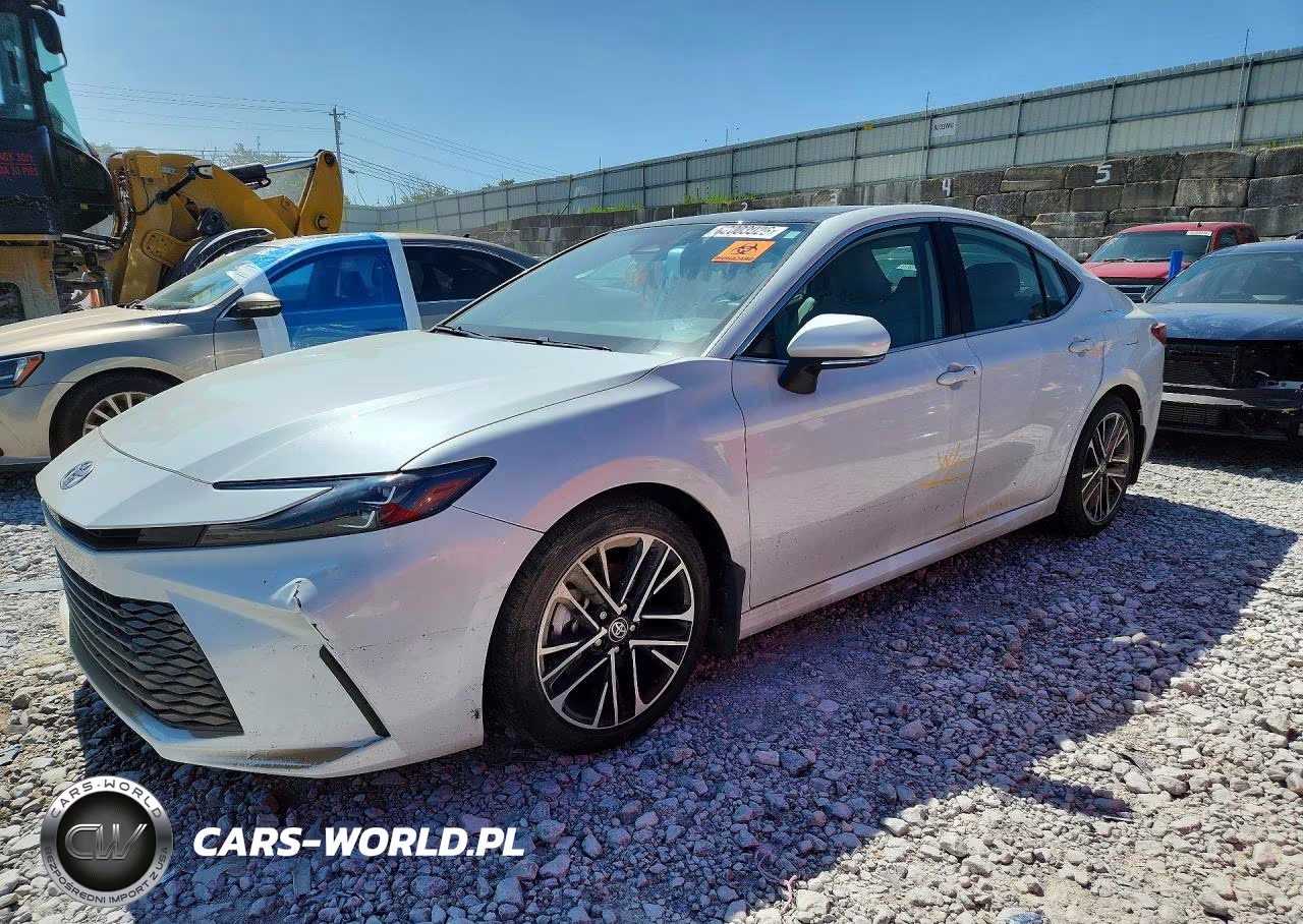 2025 Toyota Camry Xle – zdjęcie 1 z 12