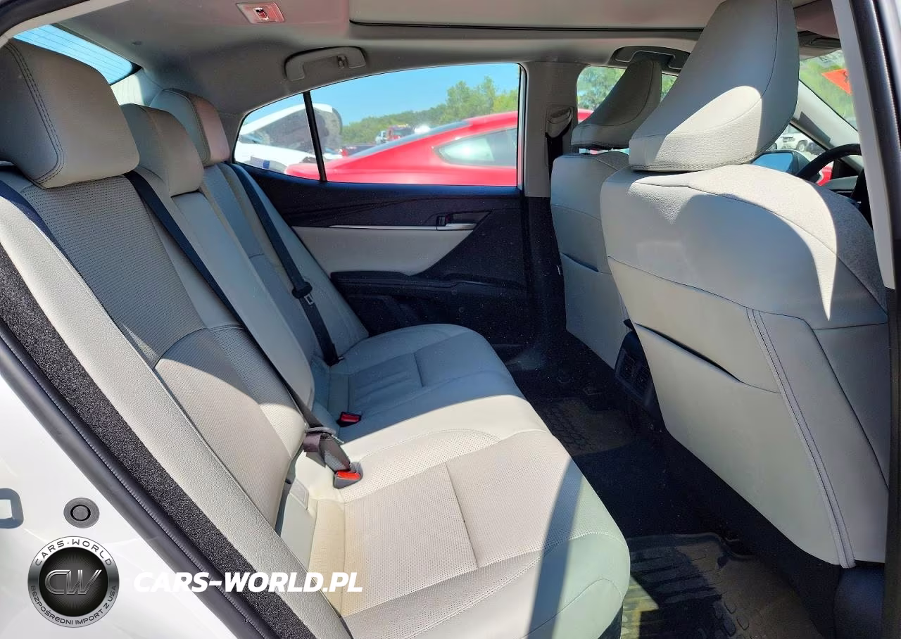 2025 Toyota Camry Xle VIN:4T1DAACK9SU081346 - 10