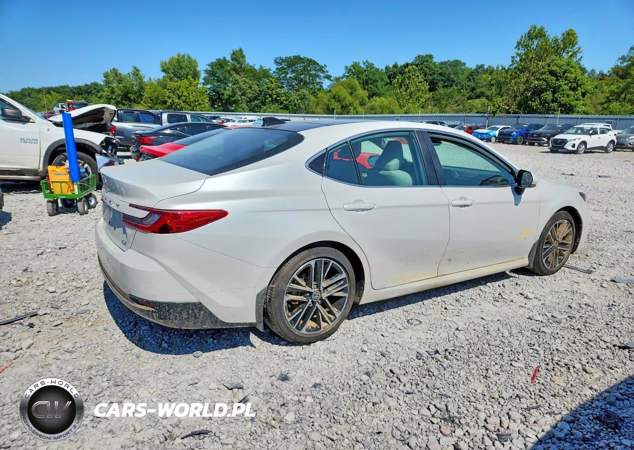 2025 Toyota Camry Xle VIN:4T1DAACK9SU081346 - 3