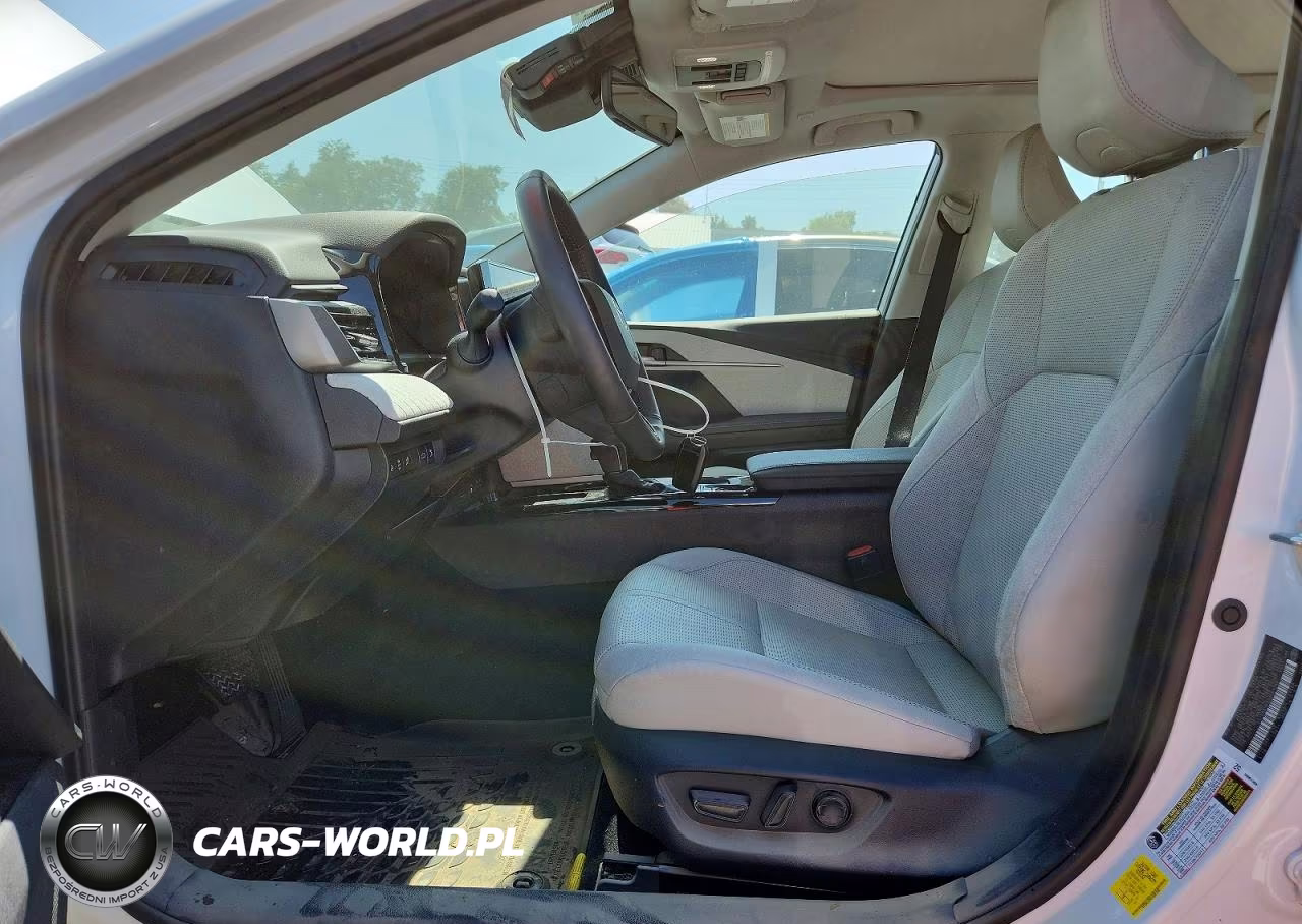 2025 Toyota Camry Xle VIN:4T1DAACK9SU081346 - 7