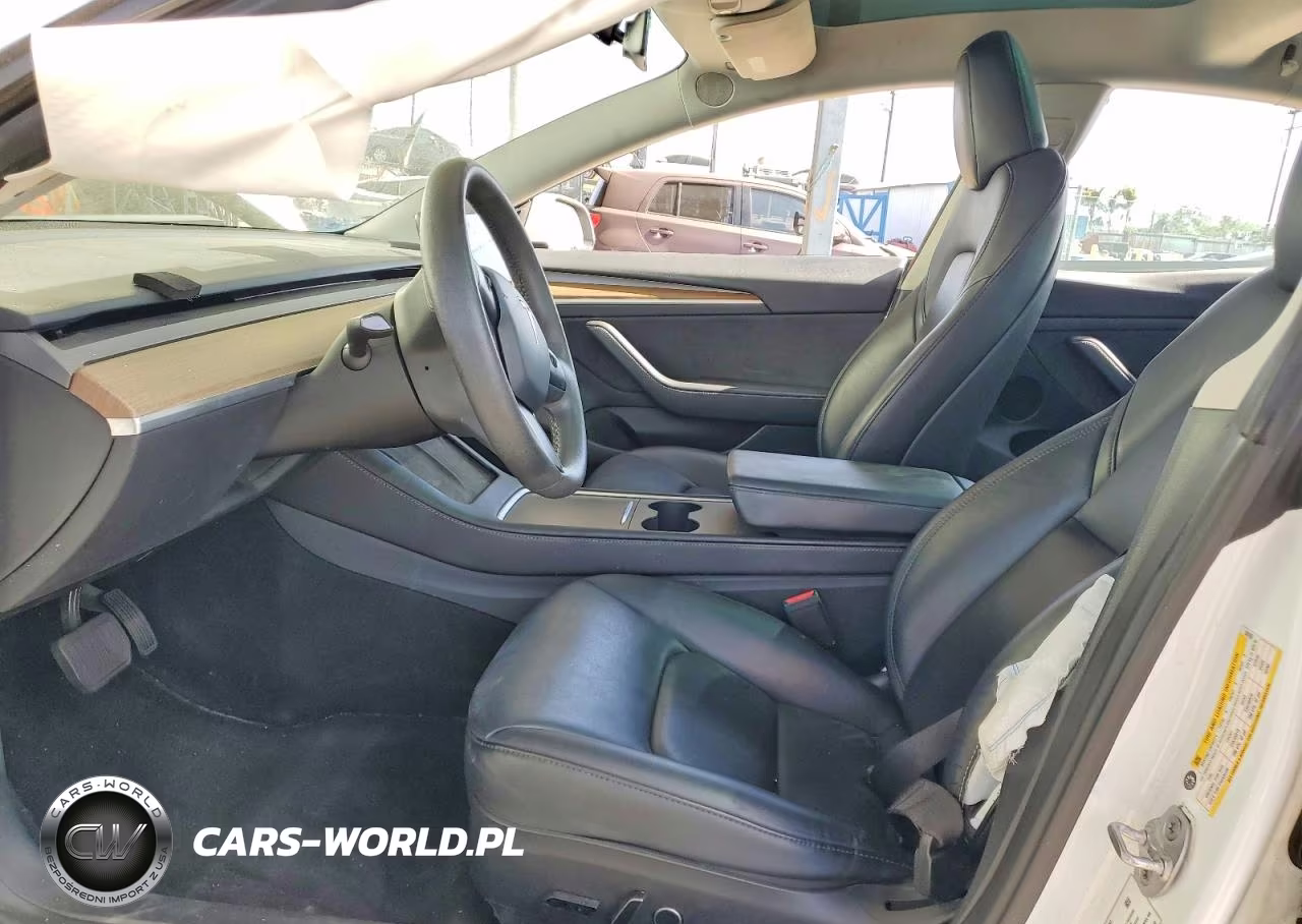 2023 Tesla Model 3 VIN:5YJ3E1EAXPF582660 - 7