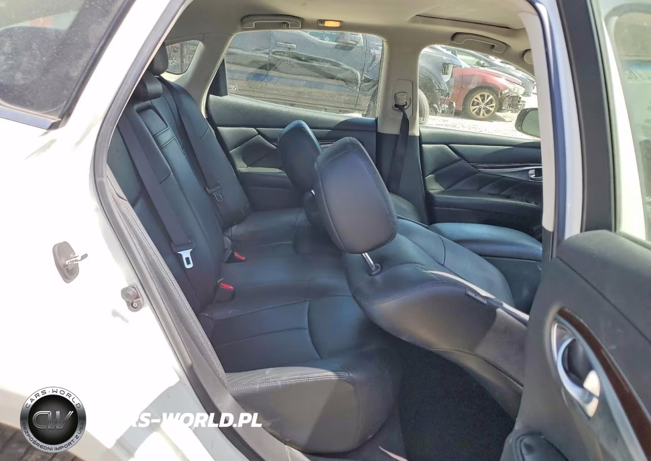 2015 Infiniti Q70 3.7 VIN:JN1BY1AP9FM542303 - 10