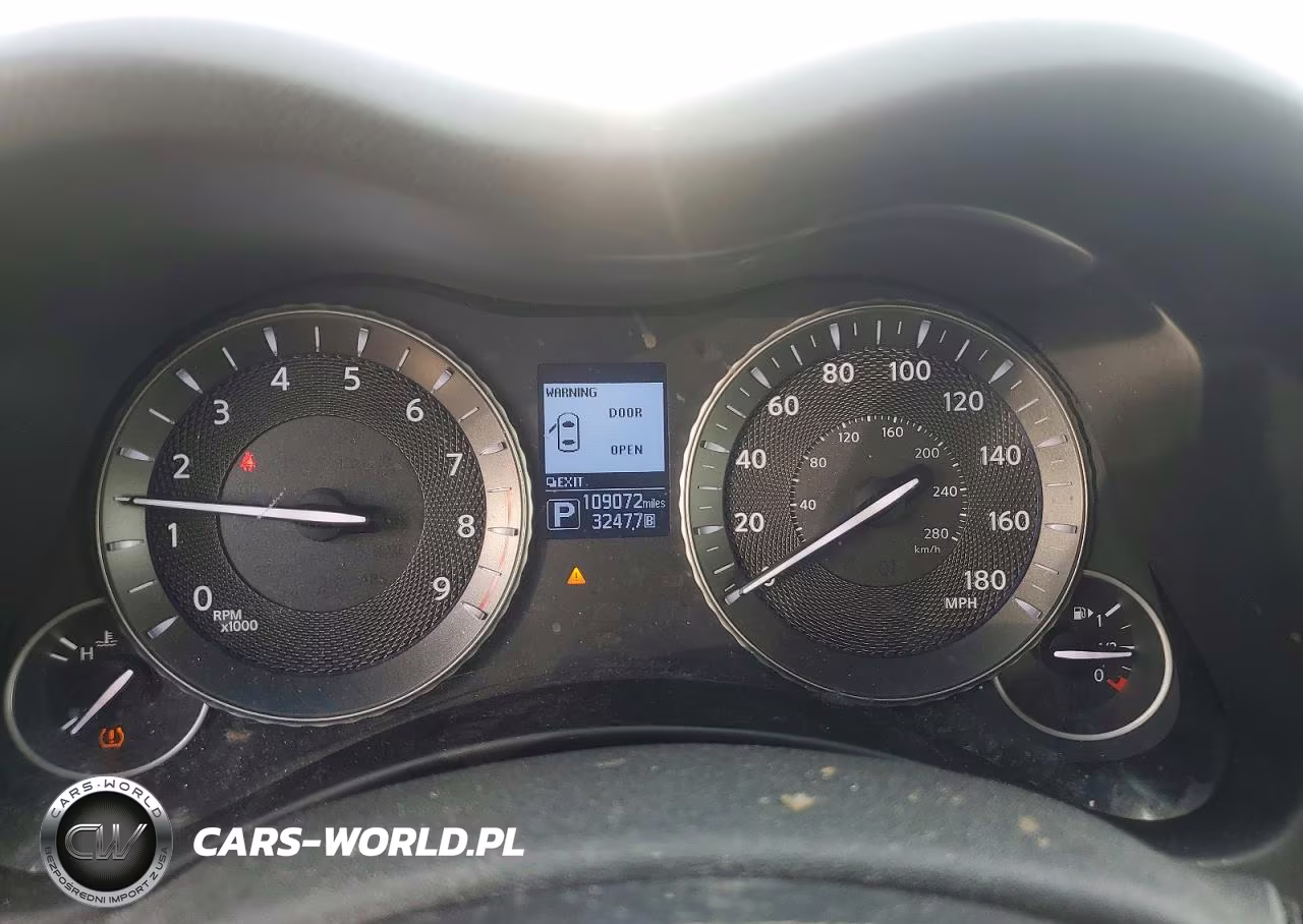 2015 Infiniti Q70 3.7 VIN:JN1BY1AP9FM542303 - 9