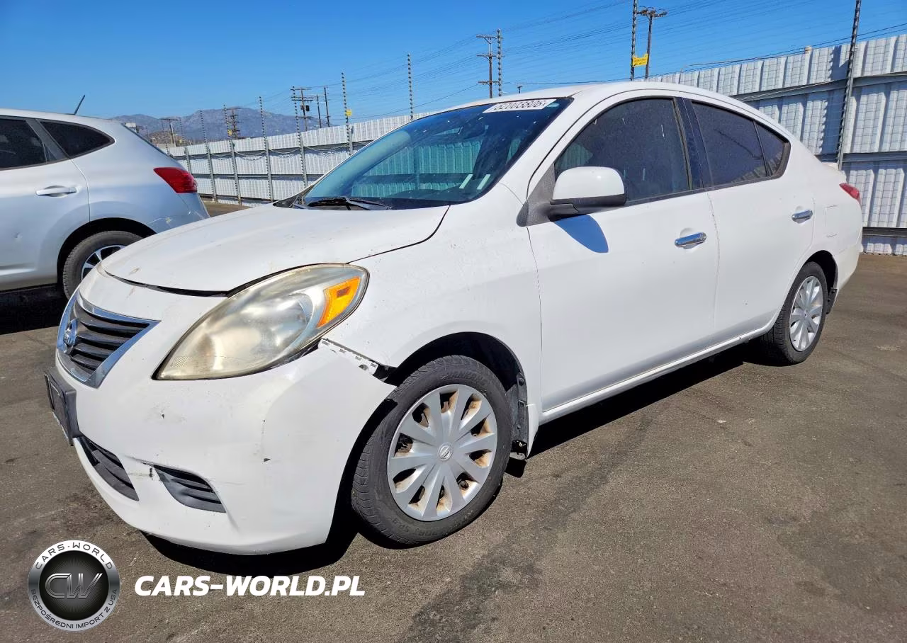 2014 Nissan Versa