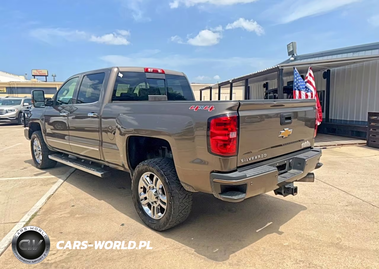2015 Chevrolet Silverado K2500 High Country VIN:1GC1KXE88FF617187 - 3