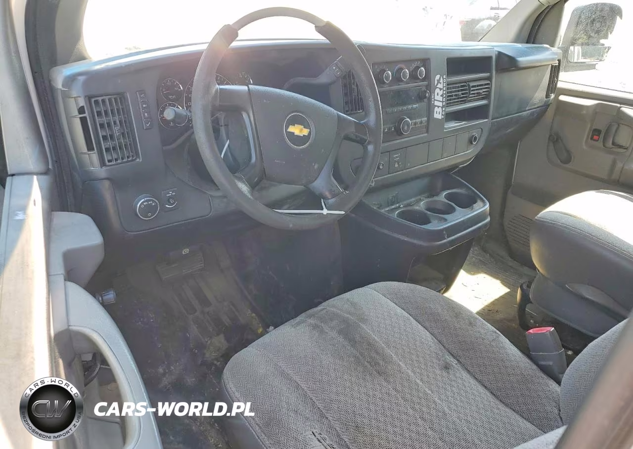 2013 Chevrolet Express G2500 VIN:1GCWGFCA7D1105423 - 8