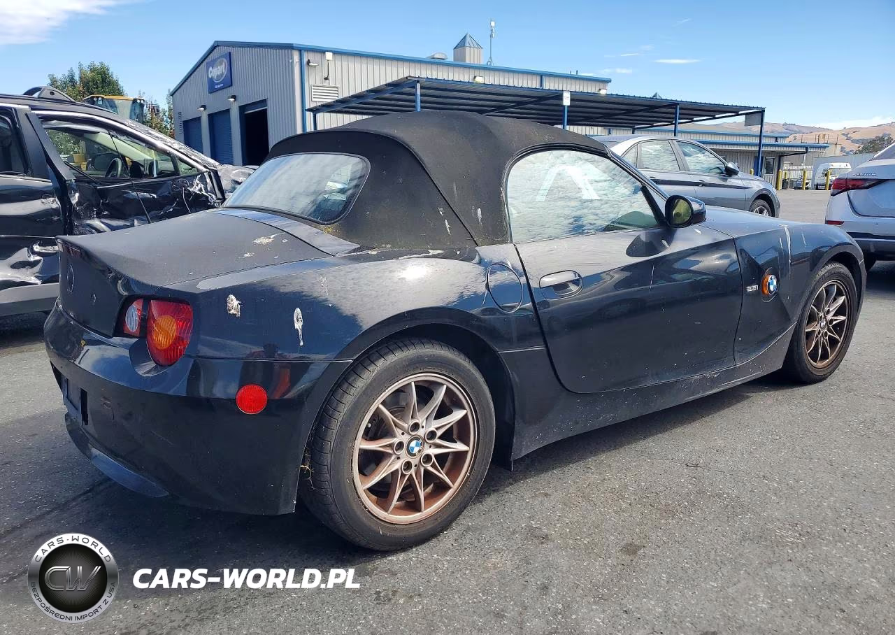 2003 BMW Z4 2.5 VIN:4USBT33483LS40426 - 3