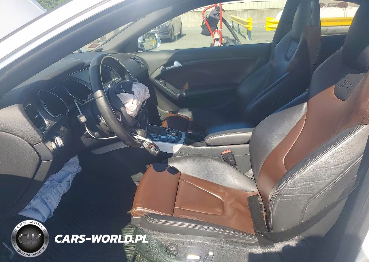 2013 Audi S5 Premium Plus VIN:WAUCGAFR8DA031496 - 7