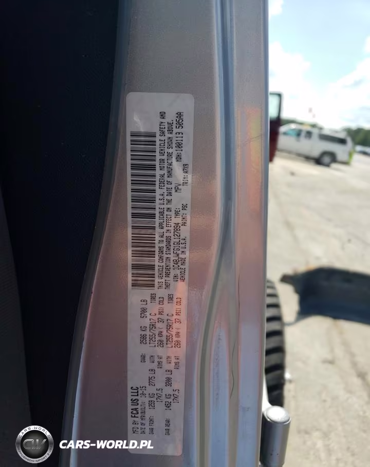 2016 Jeep Wrangler Unlimited Rubicon VIN:1C4BJWFG1GL127894 - 14