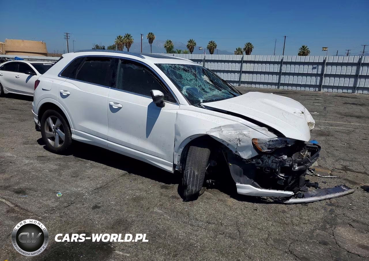 2022 Audi Q3 Premium 40 VIN:WA1AUCF34N1035650 - 4
