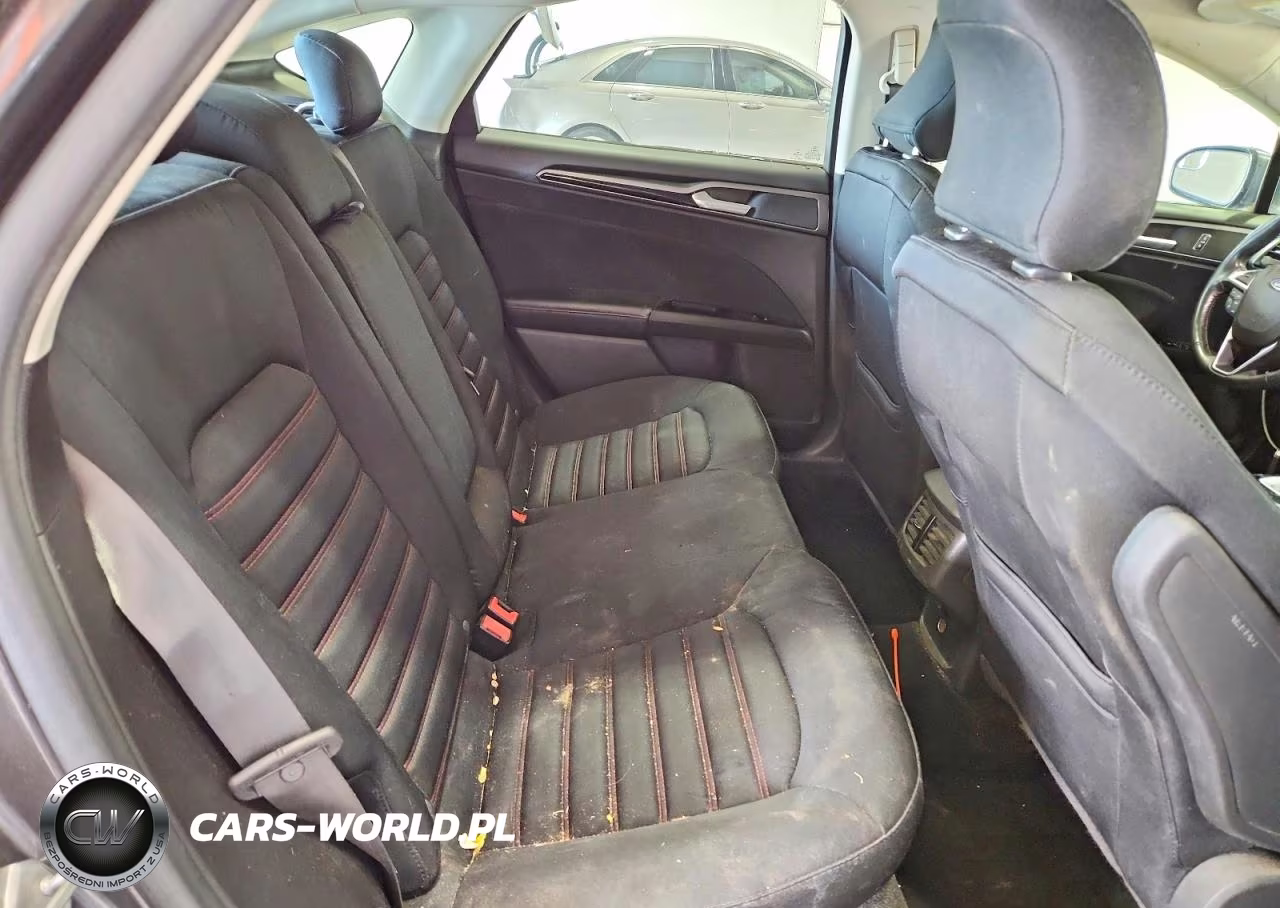 2016 Ford Fusion Se VIN:3FA6P0H72GR263940 - 10