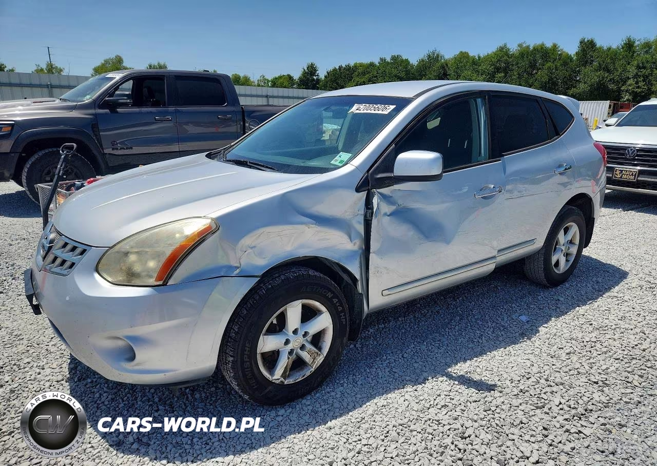 2013 Nissan Rogue S – zdjęcie 1 z 13