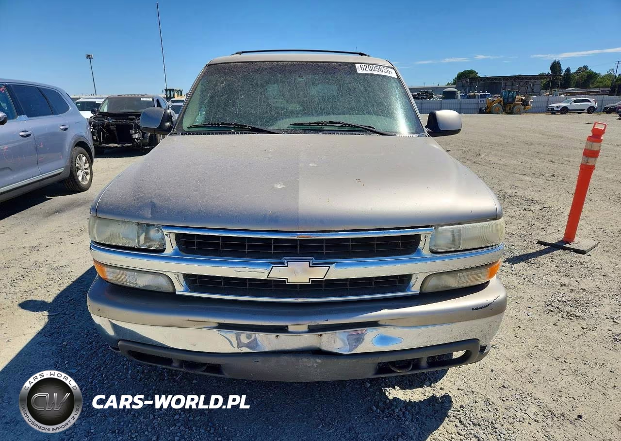 2000 Chevrolet Suburban K1500 VIN:3GNFK16T5YG151958 - 5