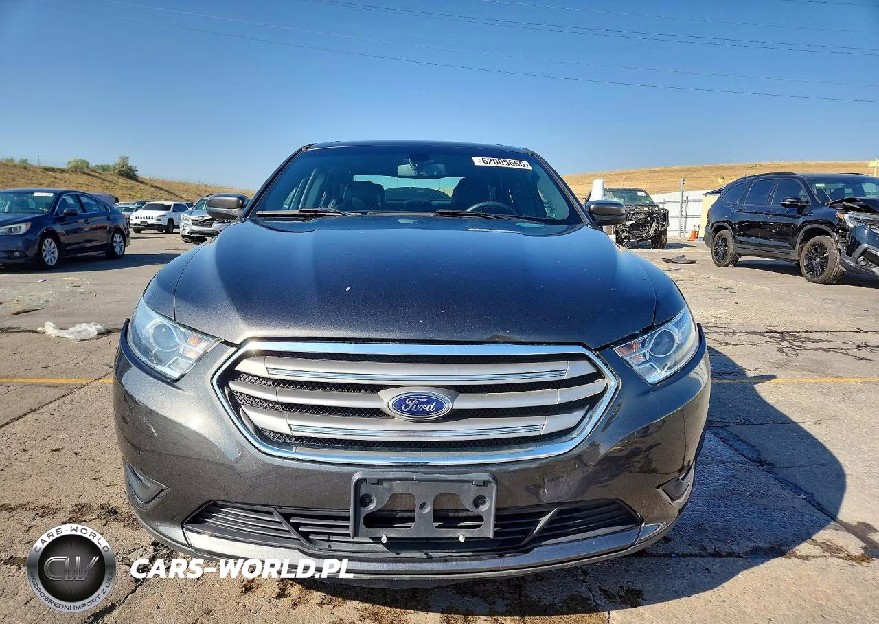 2016 Ford Taurus Sel VIN:1FAHP2E82GG138638 - 5