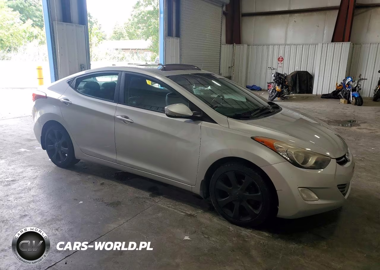 2013 Hyundai Elantra Limited VIN:KMHDH4AE5DU693847 - 4