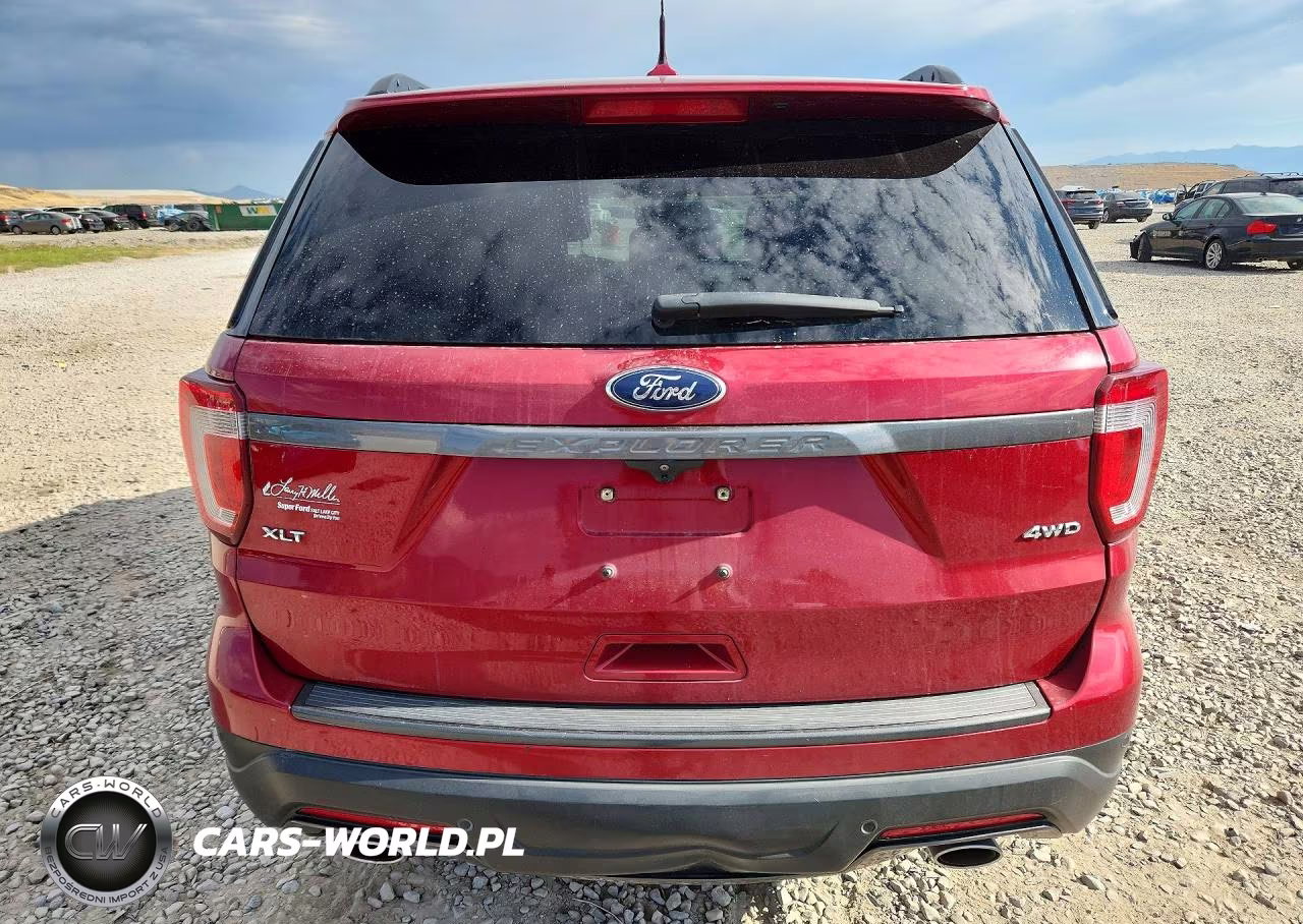 2018 Ford Explorer Xlt VIN:1FM5K8D85JGC05896 - 6