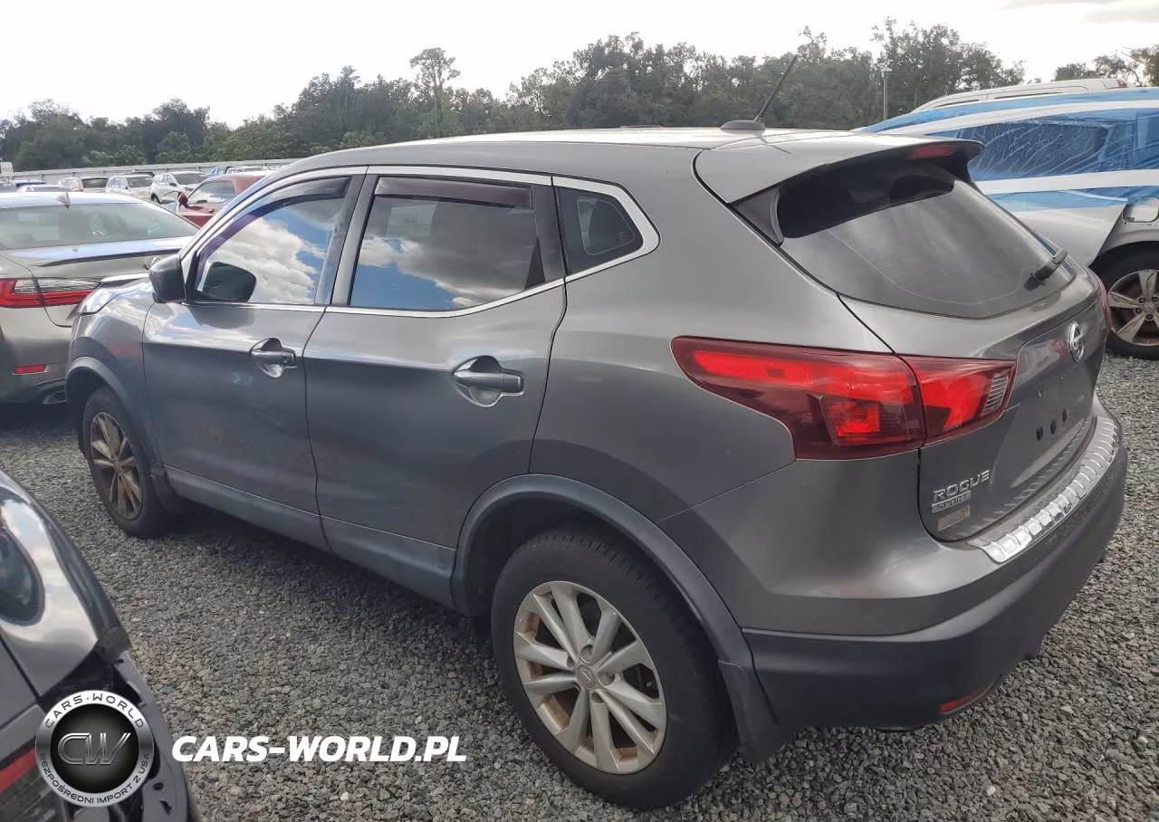 2017 Nissan Rogue Sport S VIN:JN1BJ1CR5HW120300 - 2