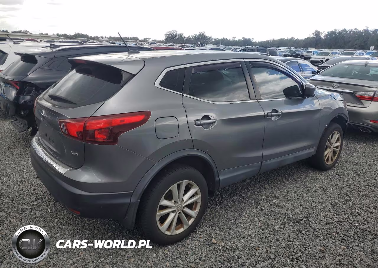 2017 Nissan Rogue Sport S VIN:JN1BJ1CR5HW120300 - 3